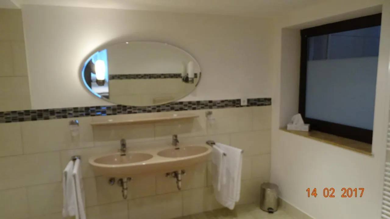 Bed & Breakfast Hotel Helga Hein Dusseldorf